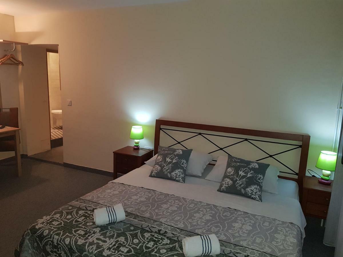 Elg Rooms Postojna Bagian luar foto