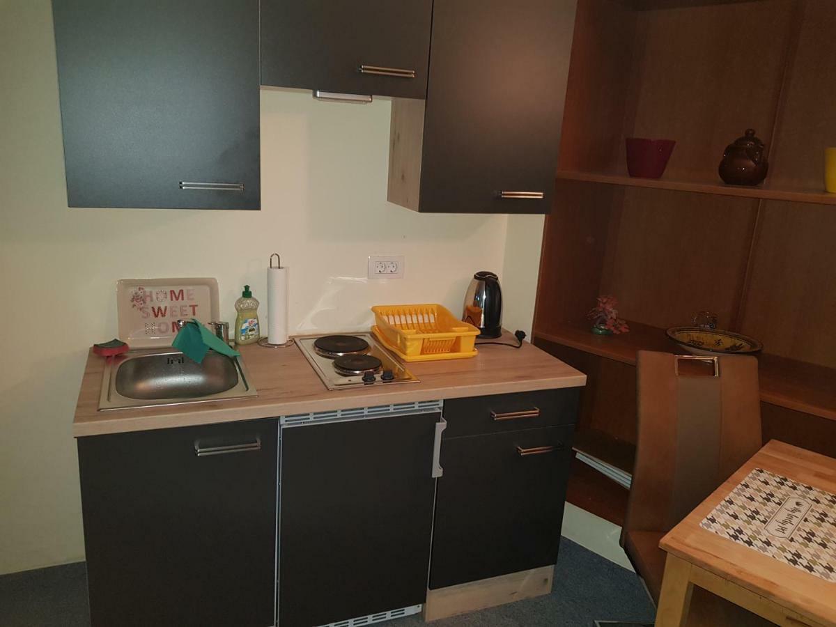 Elg Rooms Postojna Bagian luar foto